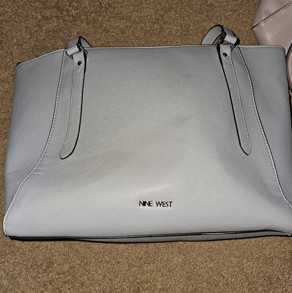 Blue nine west tote bag with small wristlet/crossbody